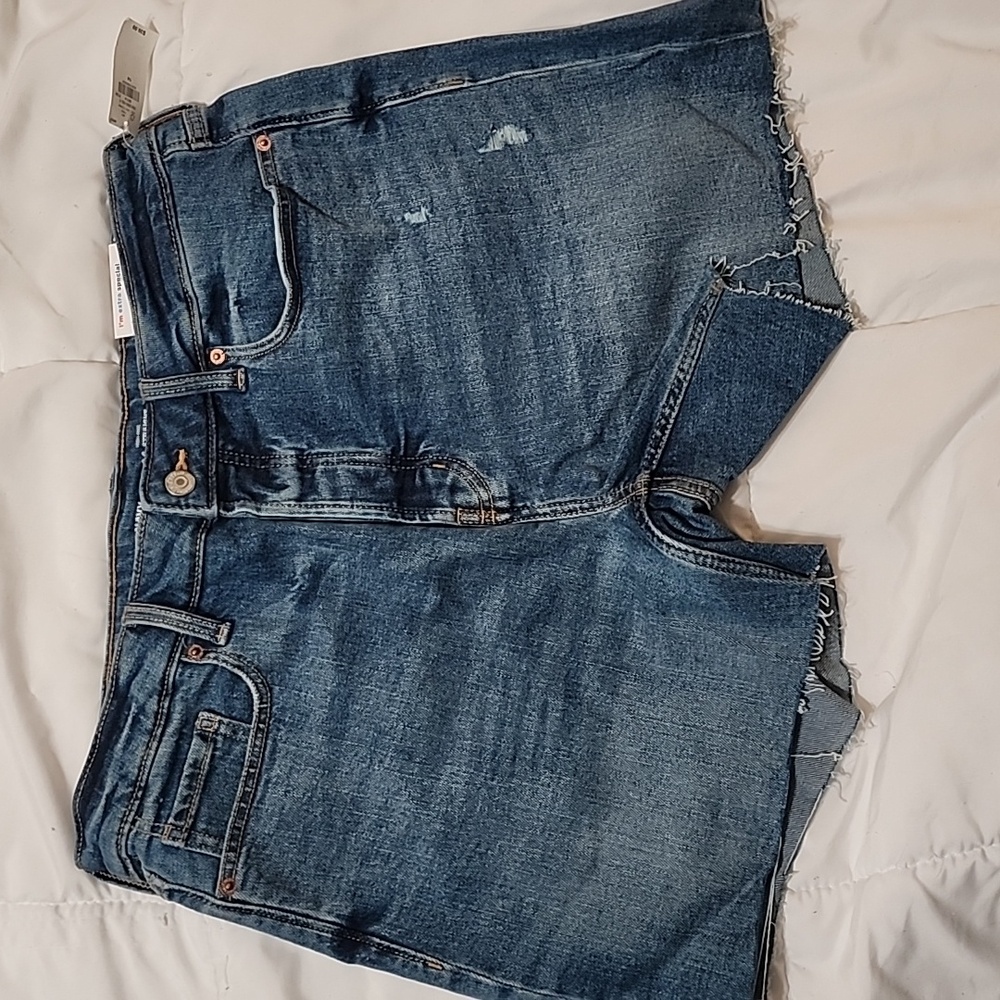 NWT Old Navy Shorts 14 Denim